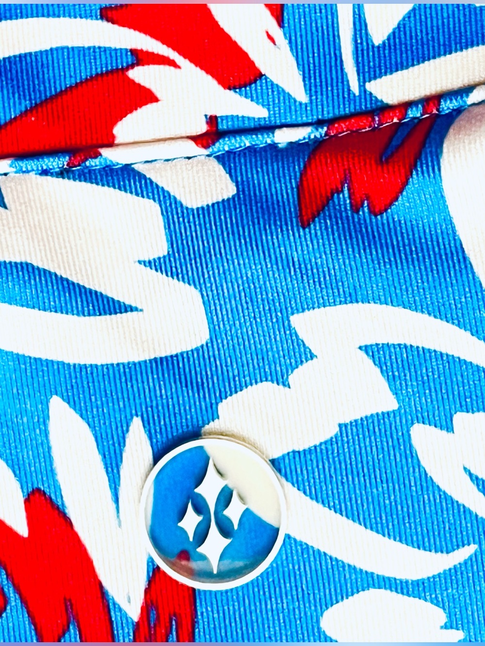 Jofit Top Golf Blue Red Tropical White Floral Mock/Split/Neck Short Sleeve Sz L - Picture 8 of 12